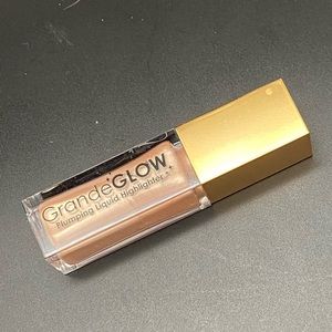 GRANDE COSMETICS
GrandeGLOW Plumping Liquid Highlighter